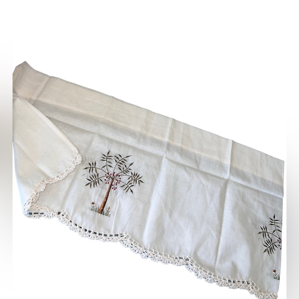 Kitchen embroidered curtain